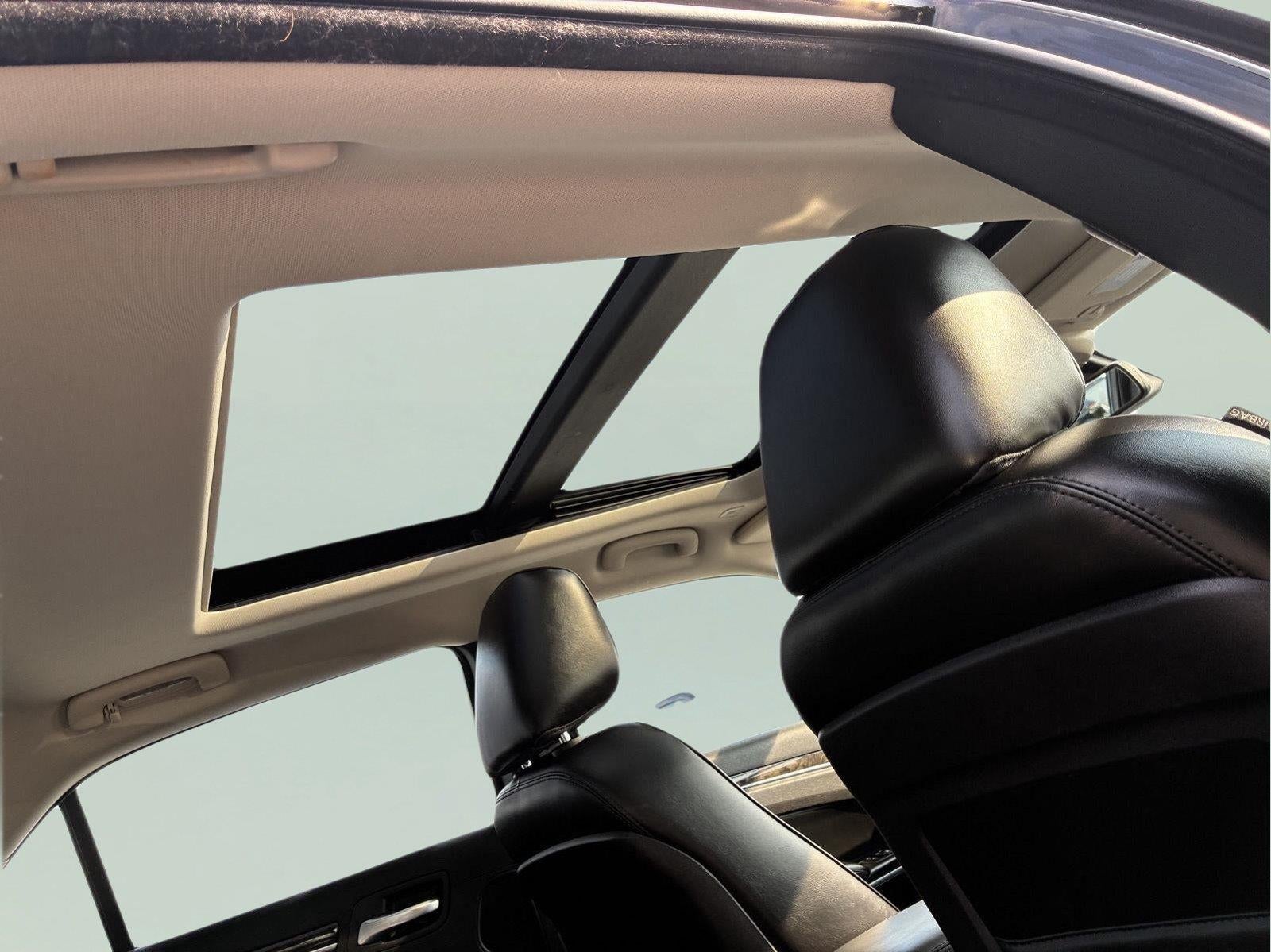 2023 Chrysler 300 Touring L
