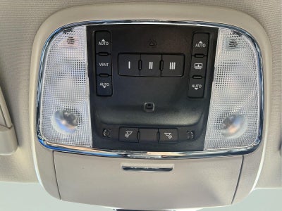 2023 Chrysler 300 Touring L