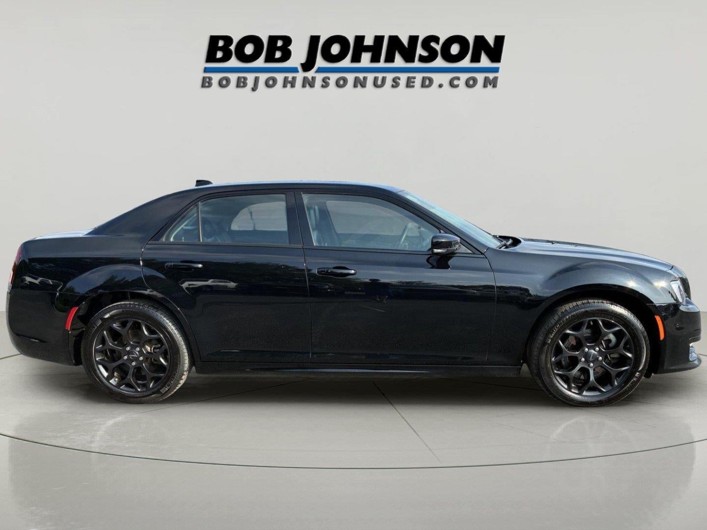 2023 Chrysler 300 Touring L