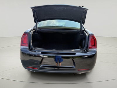 2023 Chrysler 300 Touring L