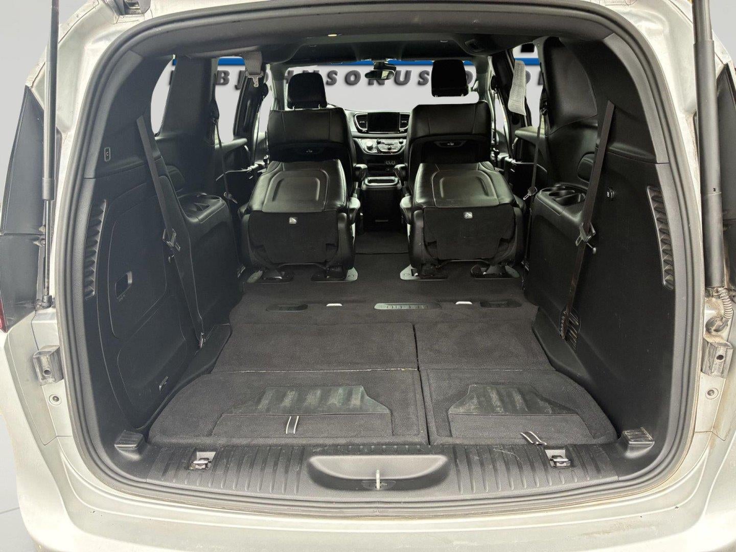 2022 Chrysler Pacifica Hybrid Touring L