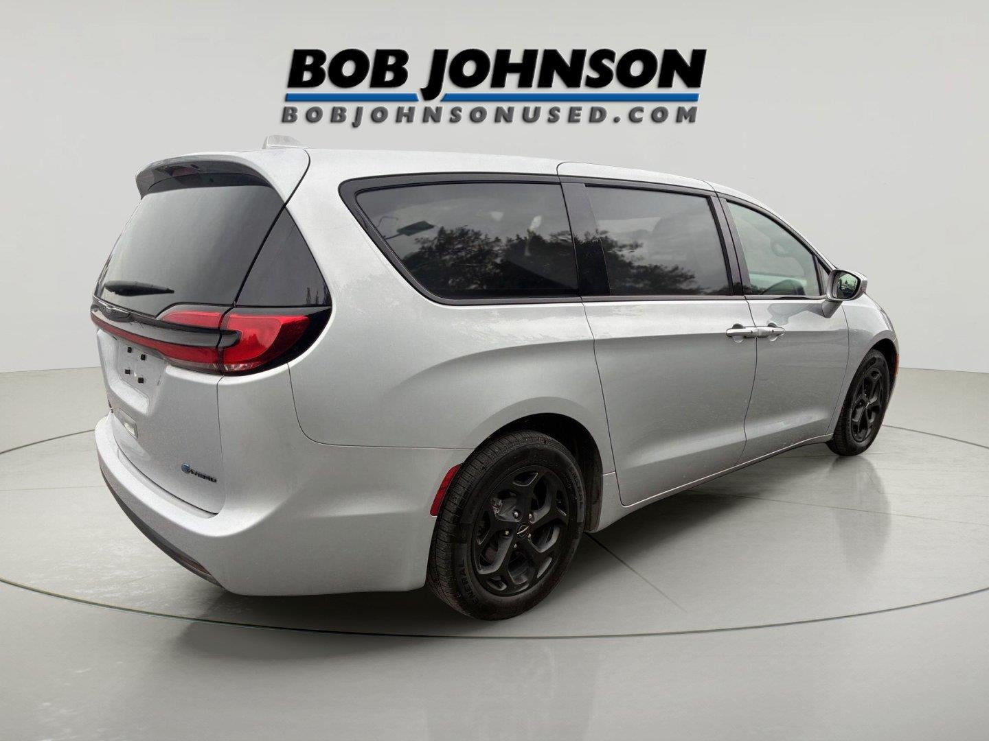 2022 Chrysler Pacifica Hybrid Touring L