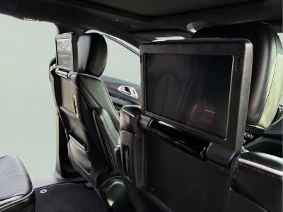 2024 Chrysler Pacifica Hybrid Premium S Appearance Pkg