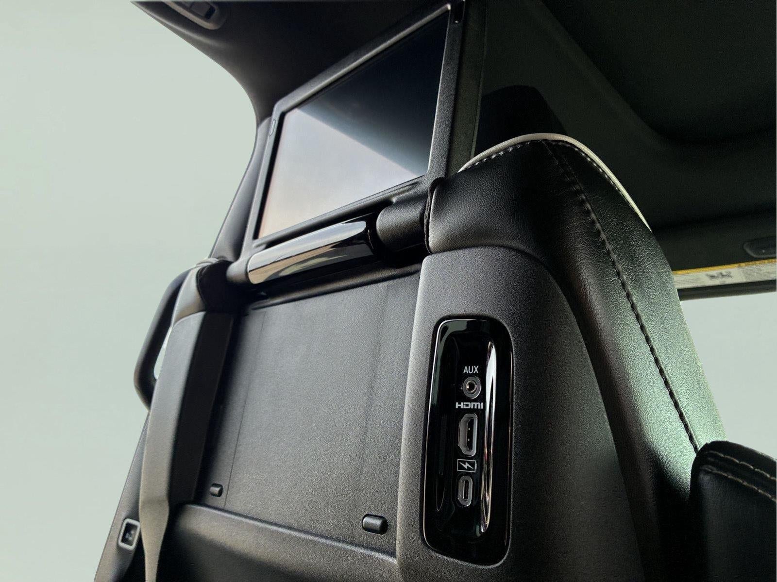 2024 Chrysler Pacifica Hybrid Premium S Appearance Pkg