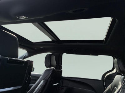 2024 Chrysler Pacifica Hybrid Premium S Appearance Pkg