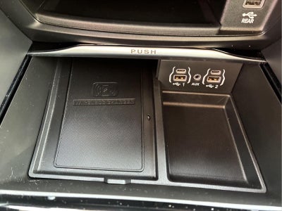 2024 Chrysler Pacifica Hybrid Premium S Appearance Pkg