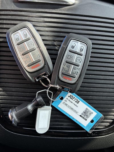 2024 Chrysler Pacifica Hybrid Premium S Appearance Pkg