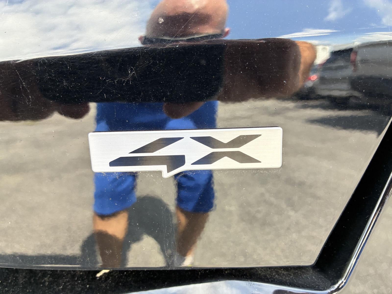 2025 Kia Sorento X-Line EX