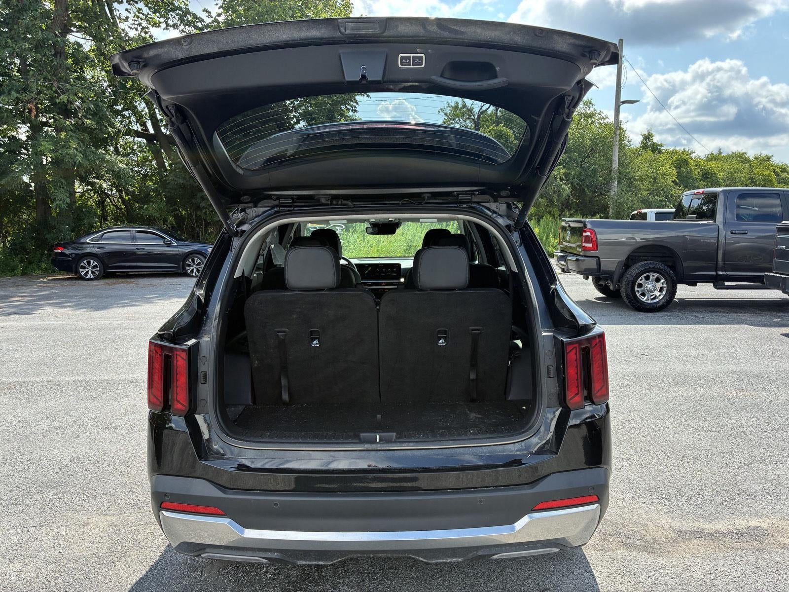 2025 Kia Sorento X-Line EX