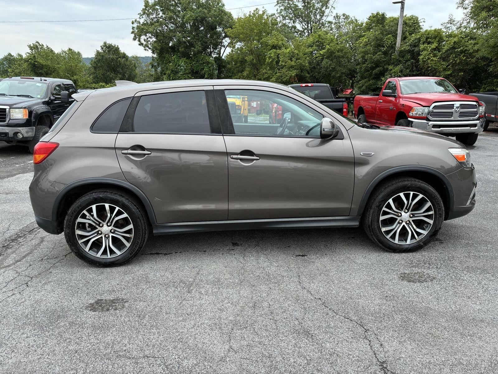 2017 Mitsubishi Outlander Sport SE 2.4
