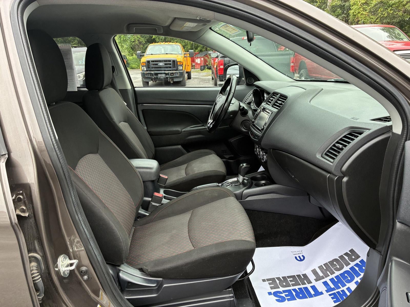 2017 Mitsubishi Outlander Sport SE 2.4