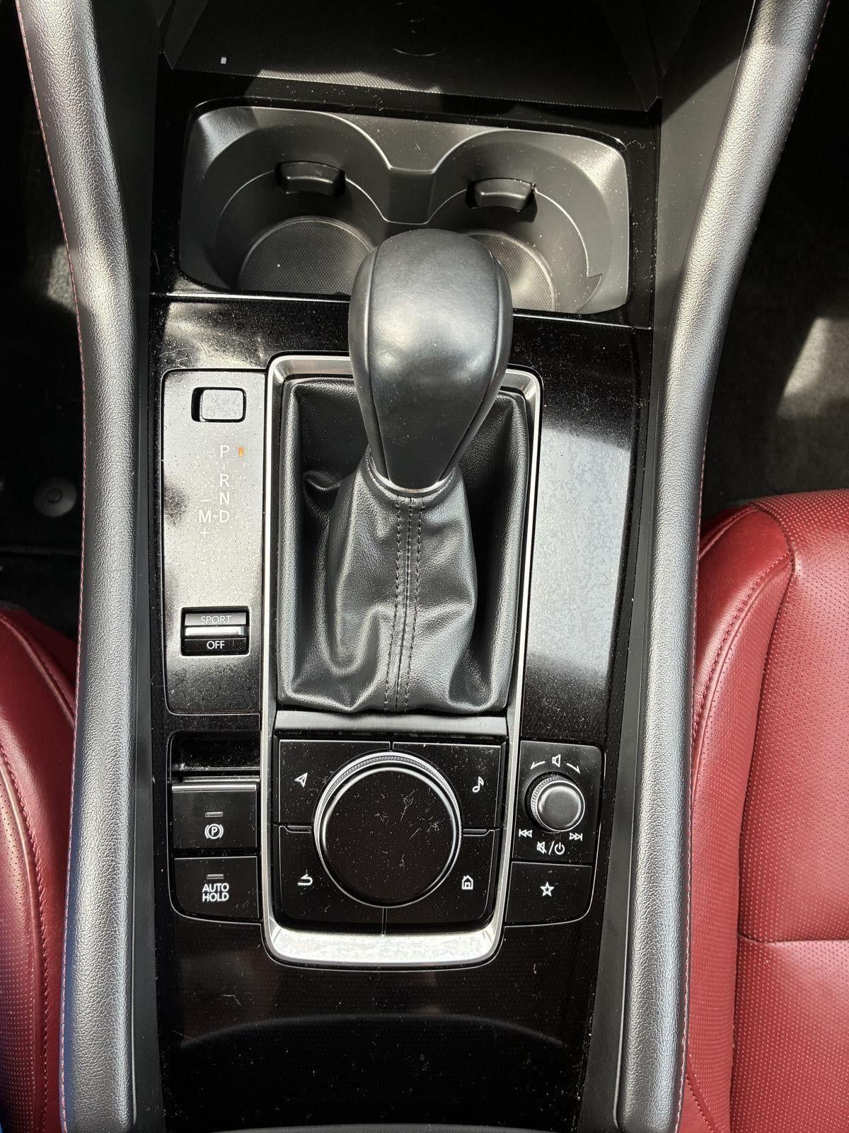 2025 Mazda Mazda3 Sedan 2.5 S Carbon Edition
