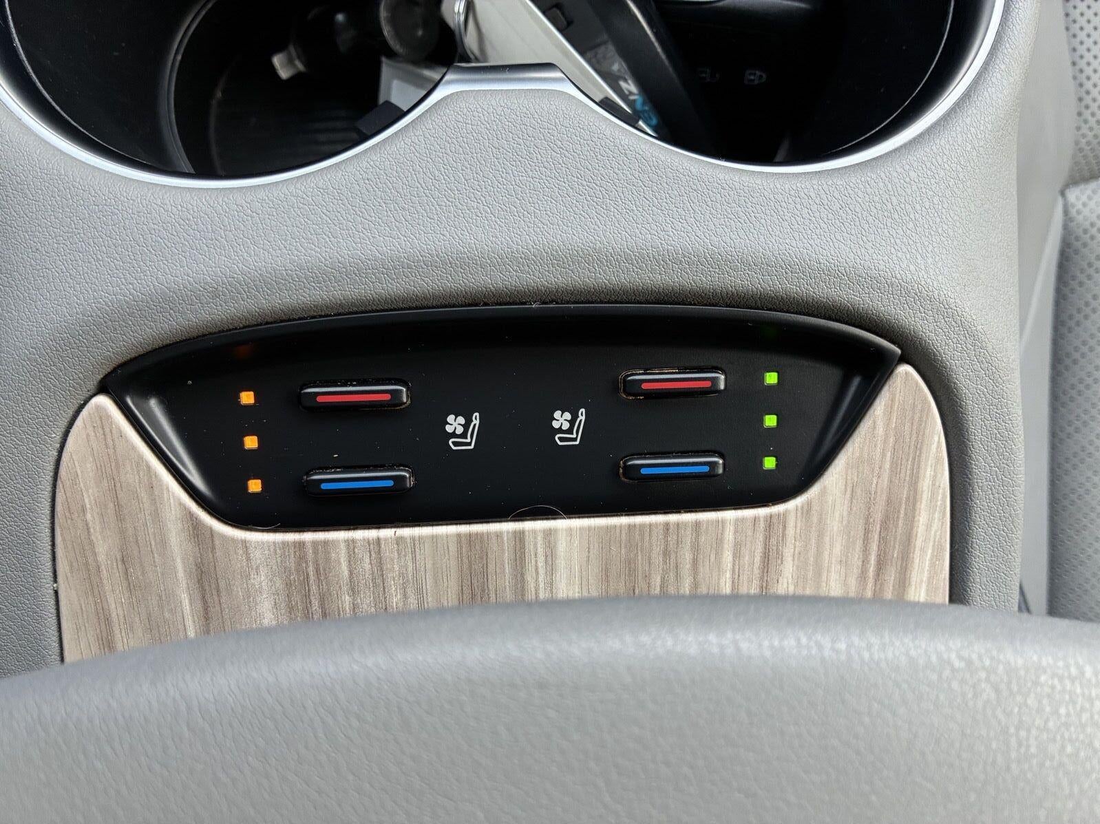 2022 Toyota Venza Limited