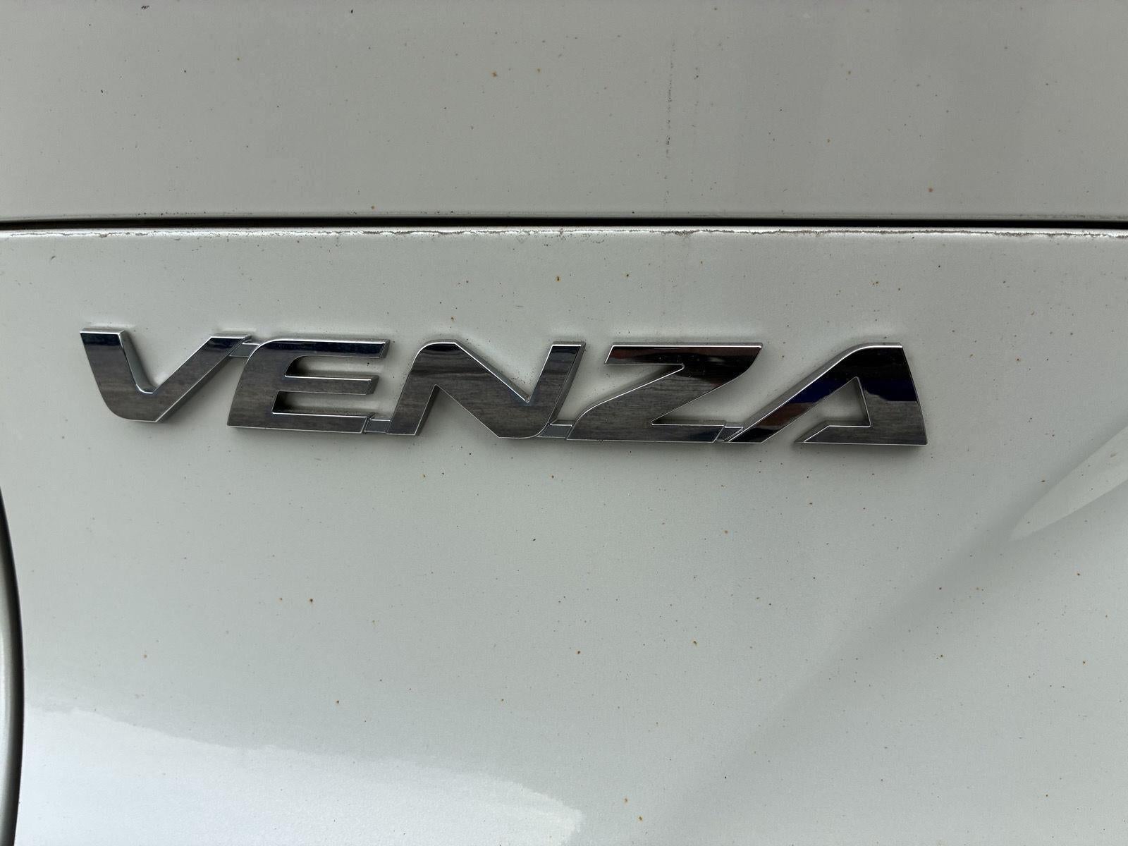 2022 Toyota Venza Limited