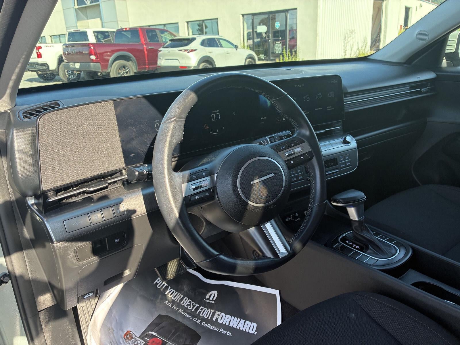 2024 Hyundai KONA SEL