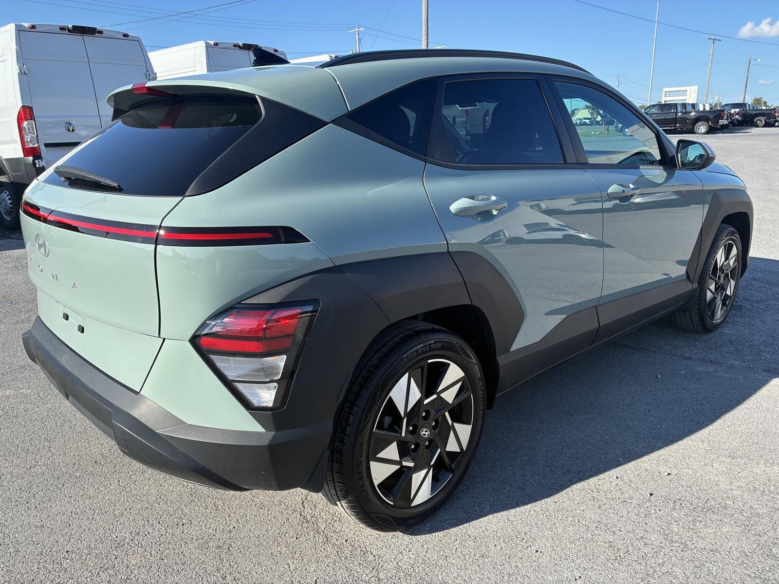 2024 Hyundai KONA SEL
