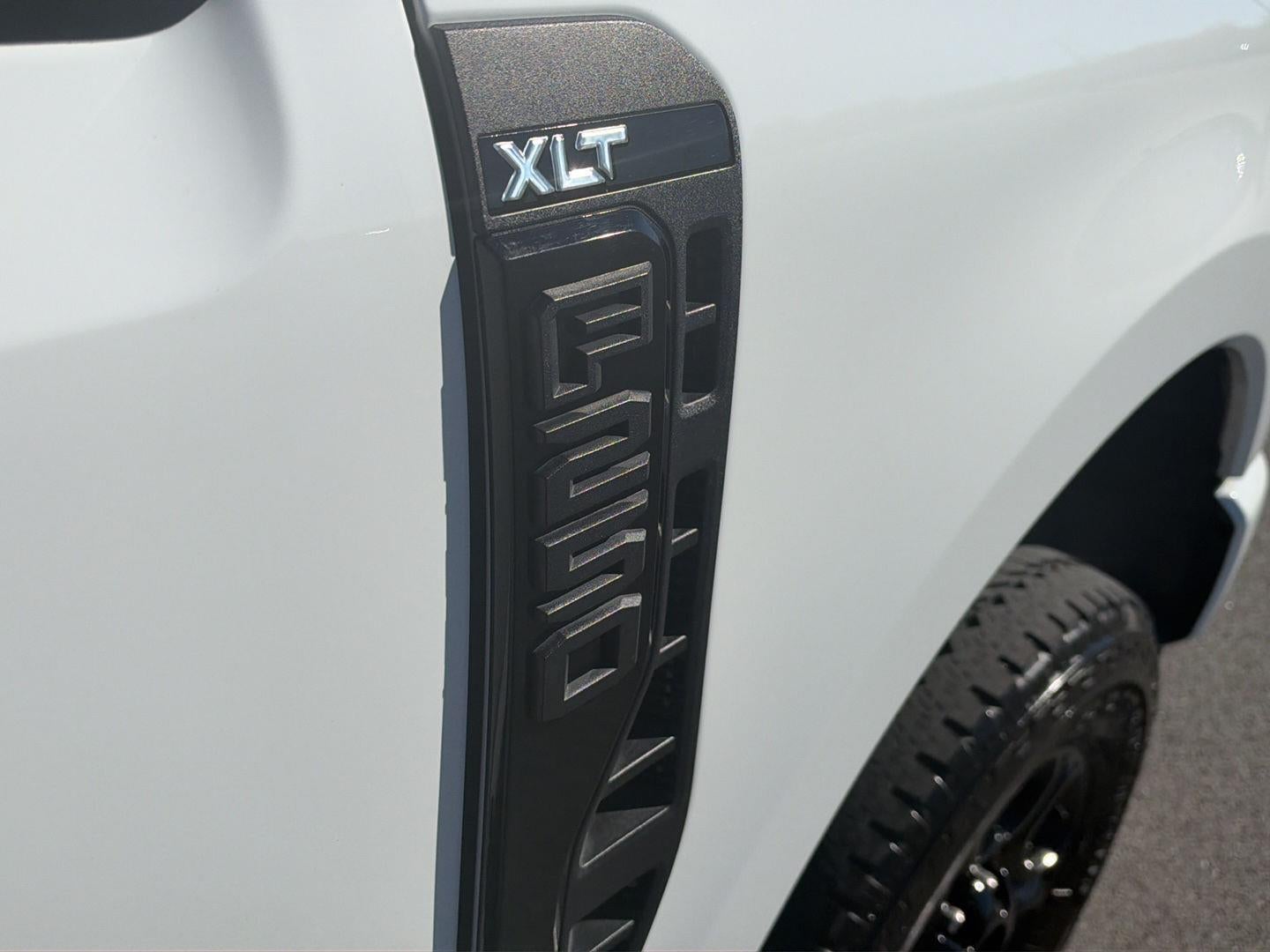 2024 Ford Super Duty F-250 XLT