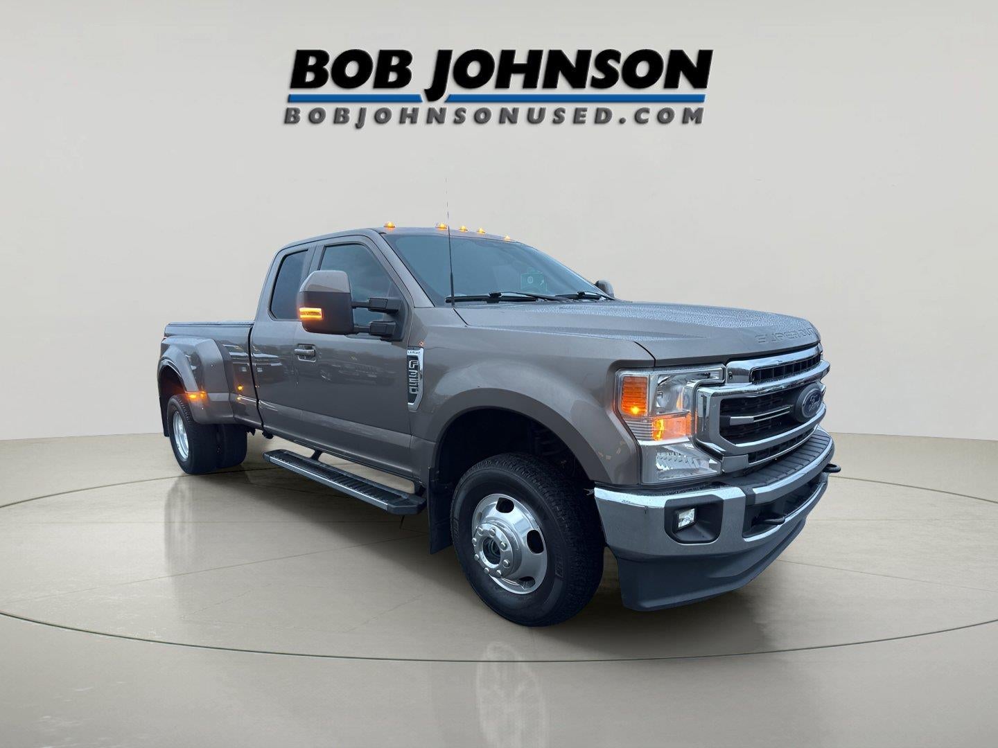 2022 Ford Super Duty F-350 DRW Lariat