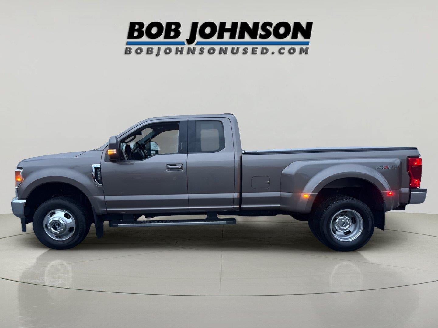 2022 Ford Super Duty F-350 DRW Lariat