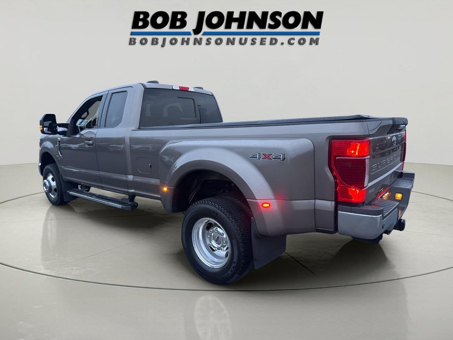 2022 Ford Super Duty F-350 DRW Lariat