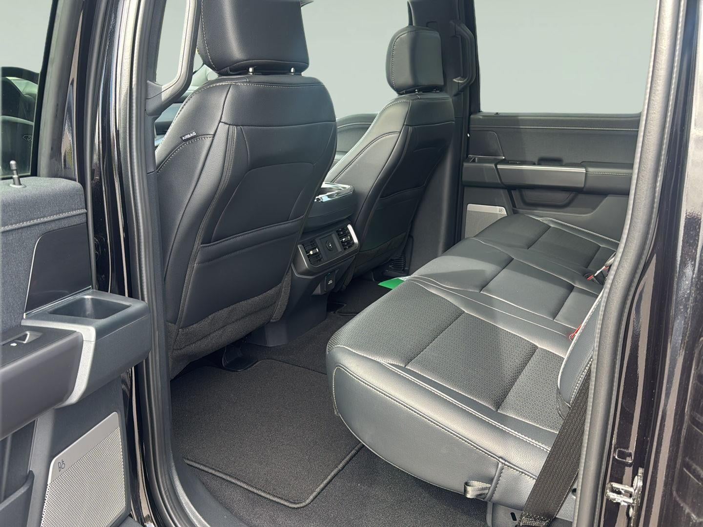 2026 Ford F-150 LARIAT 4WD SuperCrew 5.5' Box