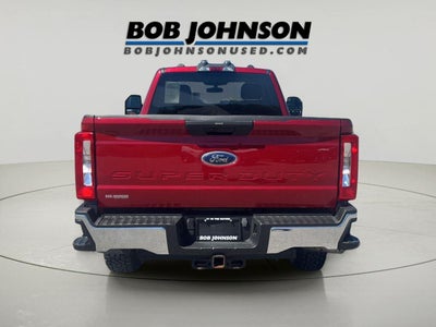 2023 Ford Super Duty F-350 XLT