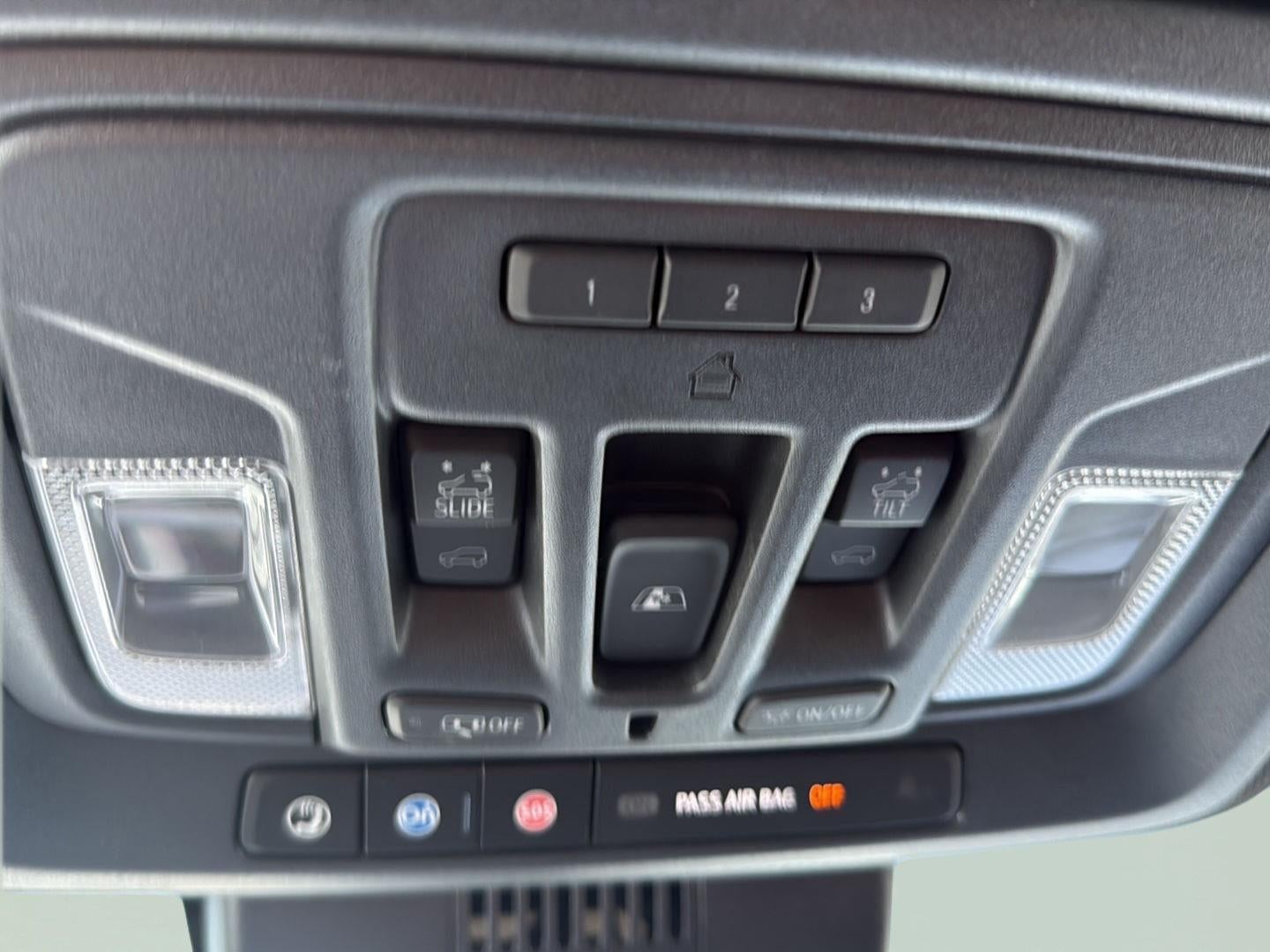 2025 Chevrolet Silverado 3500HD High Country w/ Vblade plow