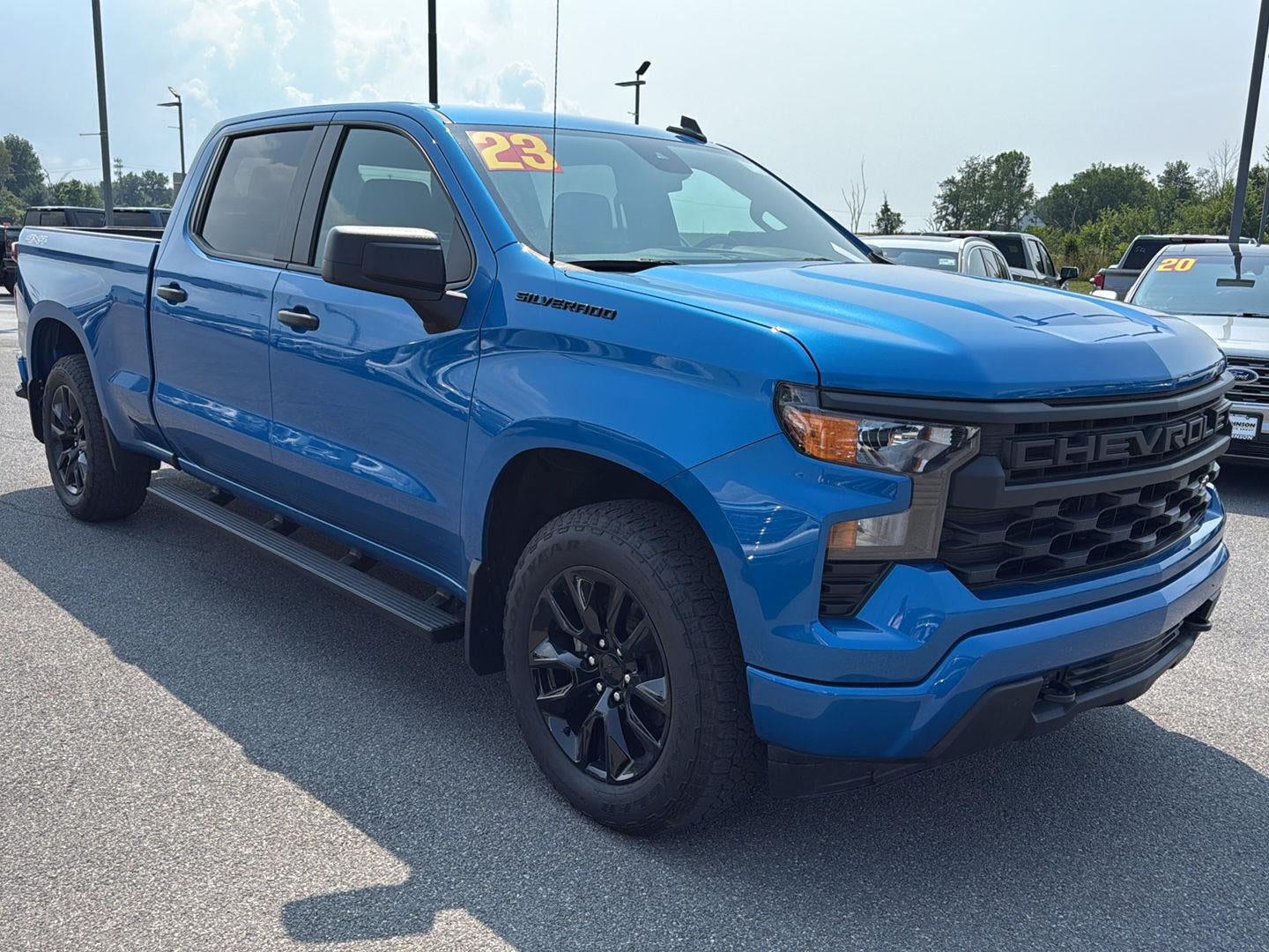 2023 Chevrolet Silverado 1500 Custom