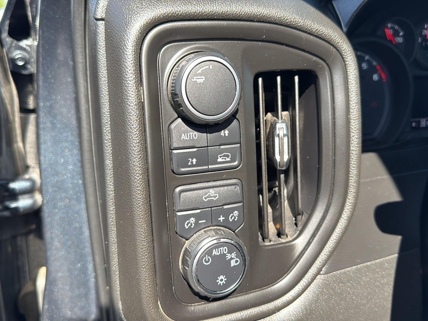2019 Chevrolet Silverado 1500 Custom