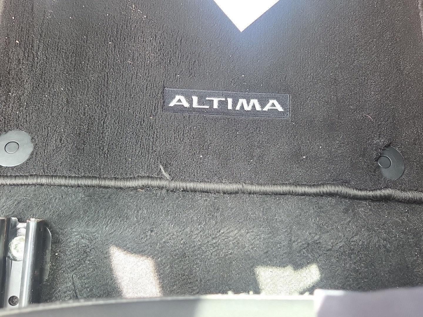 2024 Nissan Altima Platinum