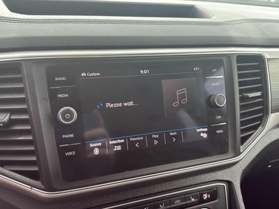 2019 Volkswagen Atlas 3.6L V6 SE w/Technology R-Line