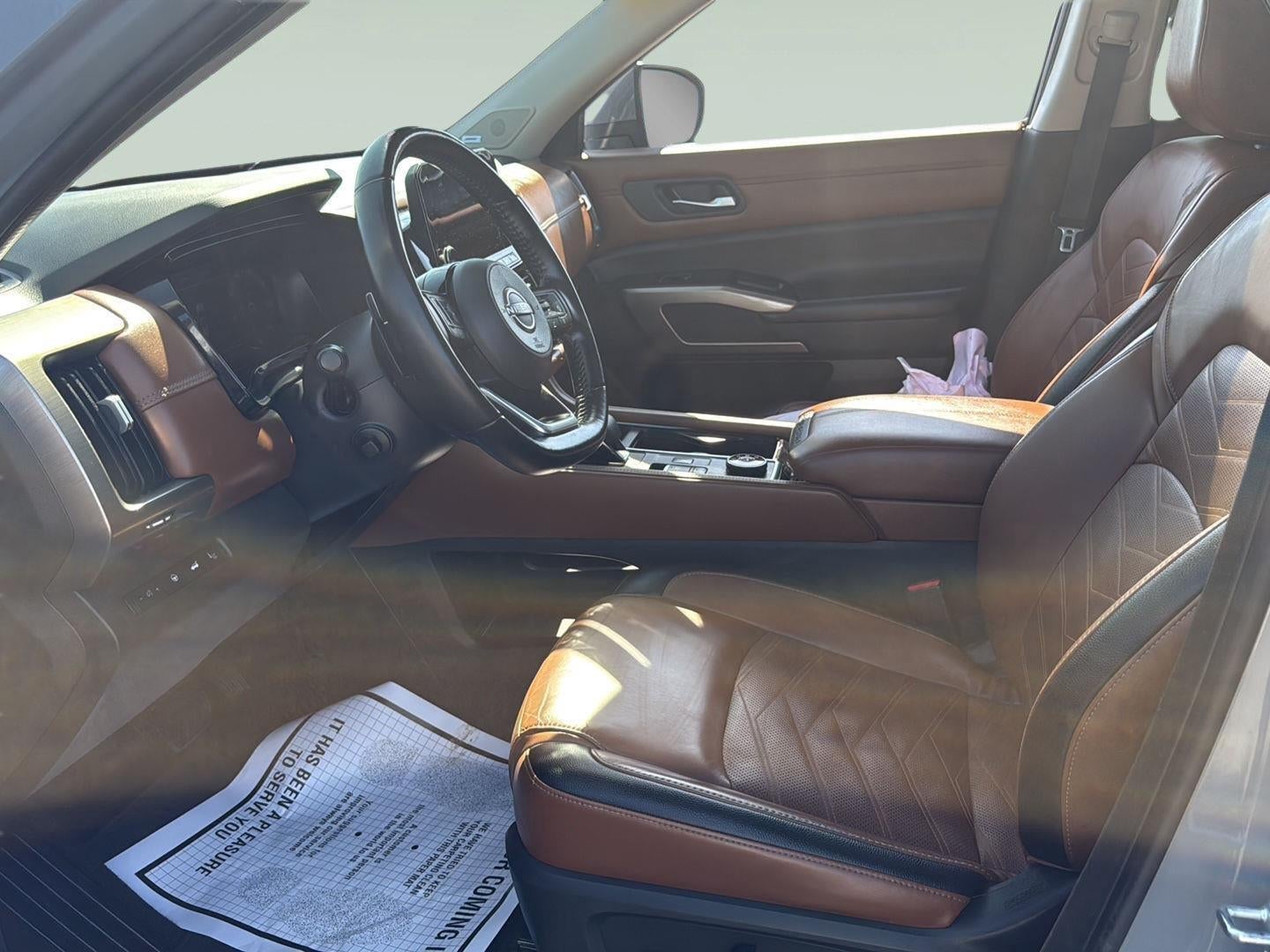 2022 Nissan Pathfinder Platinum
