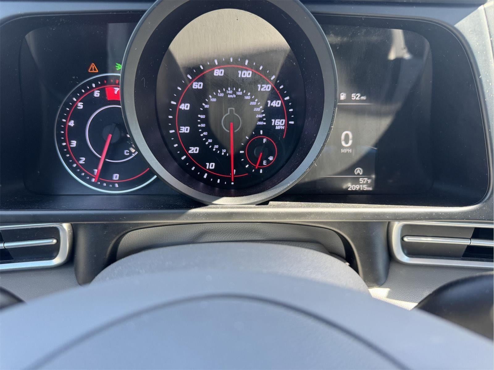 2022 Hyundai ELANTRA SE