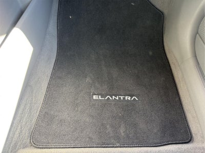 2022 Hyundai ELANTRA SE
