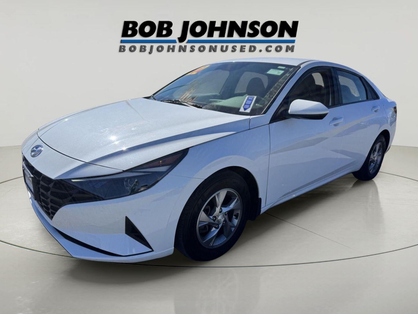 2022 Hyundai ELANTRA SE