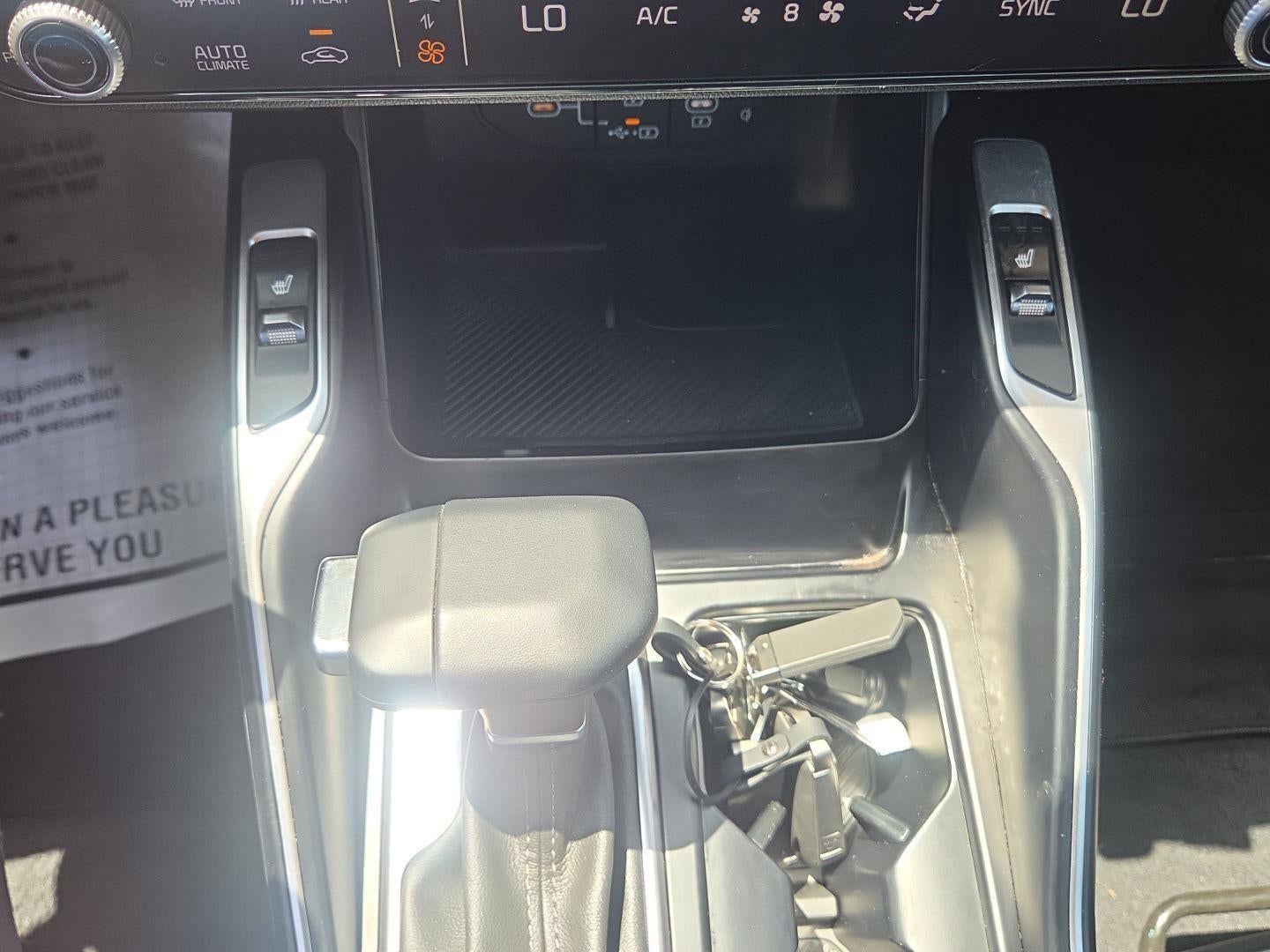 2025 Kia Sorento X-Line EX