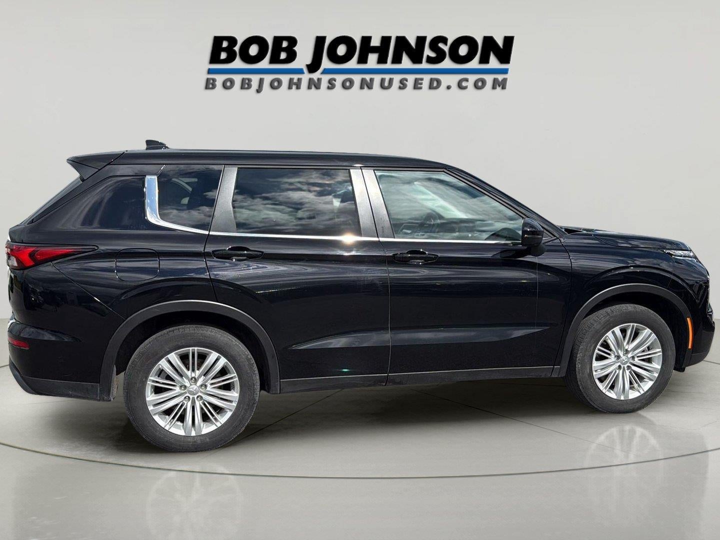 2024 Mitsubishi Outlander ES