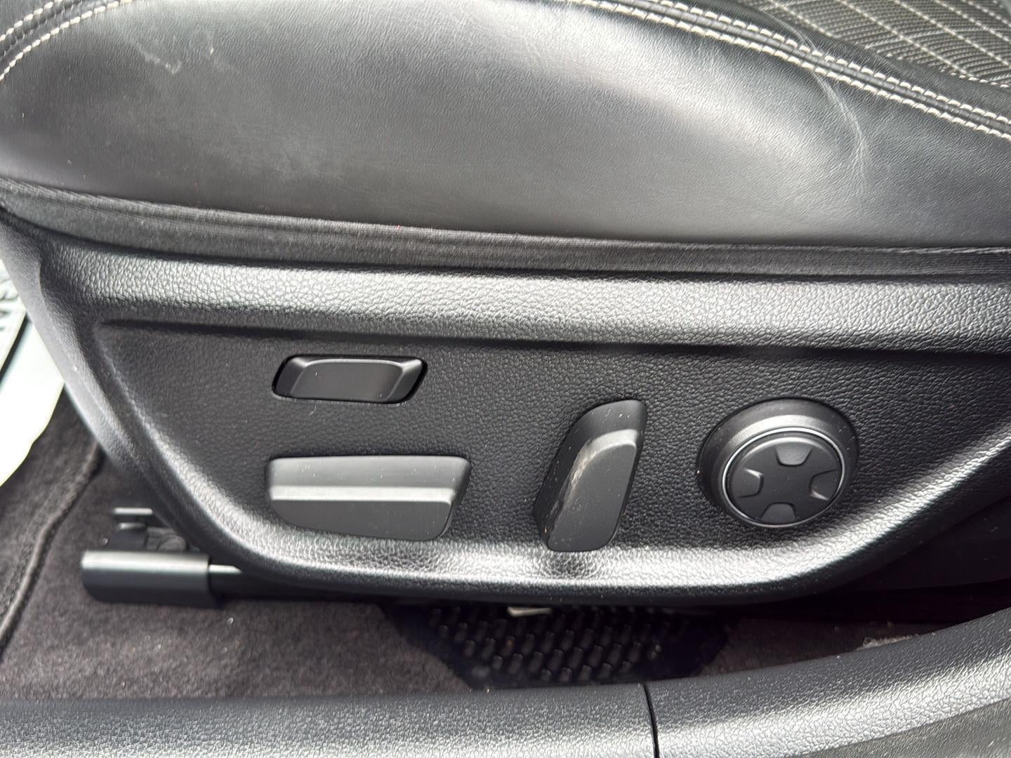 2019 Genesis G70 2.0T Advanced