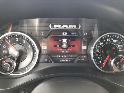 2022 RAM 1500 Big Horn Crew Cab 4x4 5'7" Box