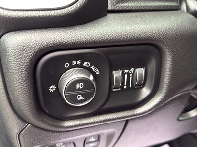2023 RAM 1500 Laramie Crew Cab 4x4 5'7" Box
