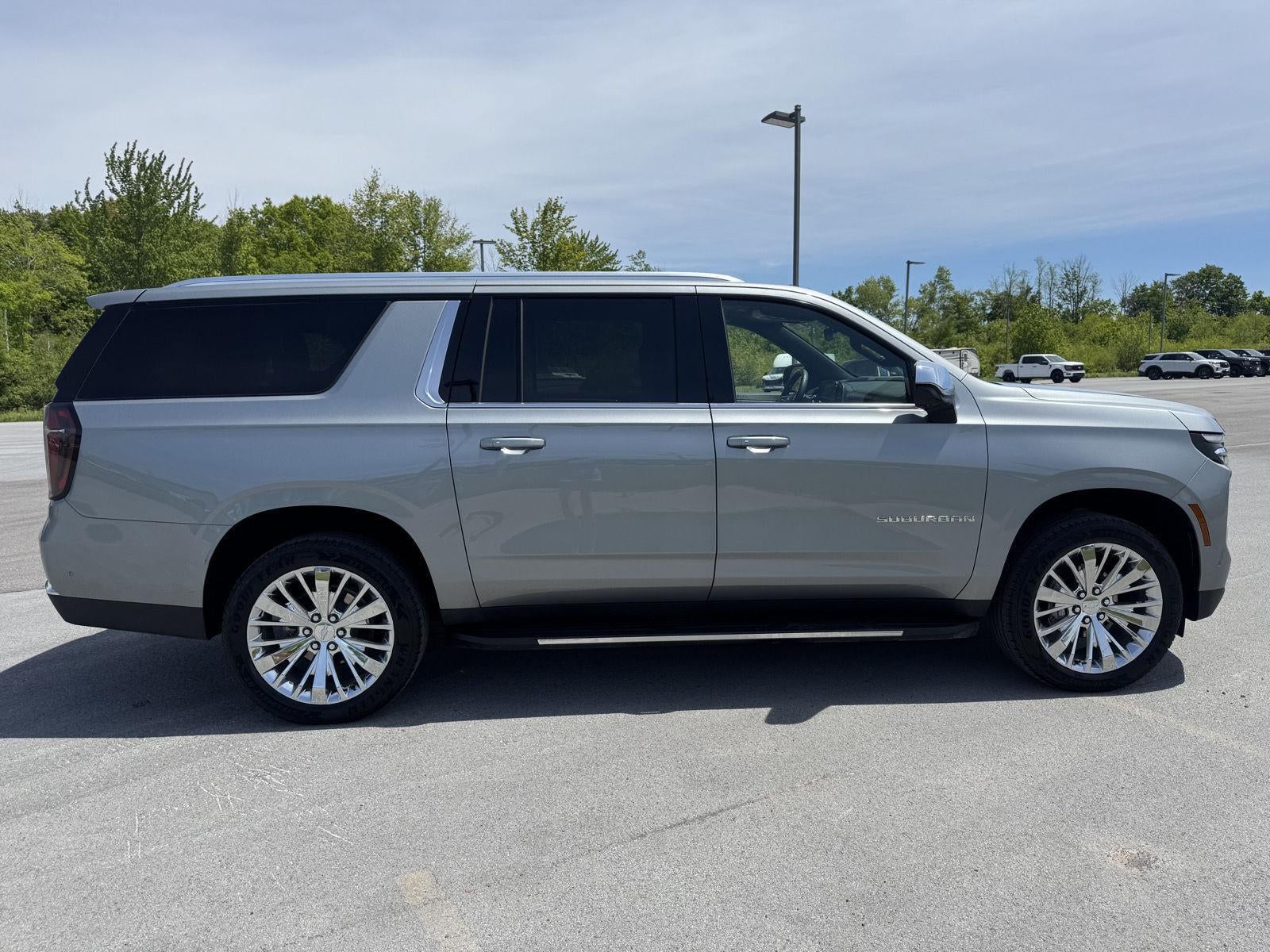 2025 Chevrolet Suburban LS