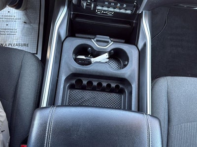 2022 RAM 3500 Big Horn Crew Cab 4x4 6'4" Box