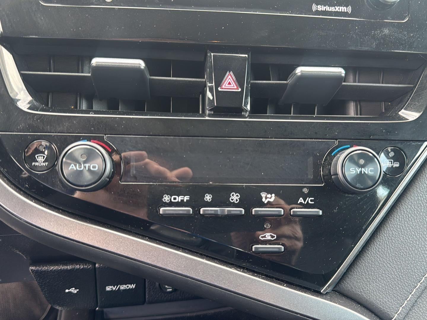 2023 Toyota Camry SE AWD