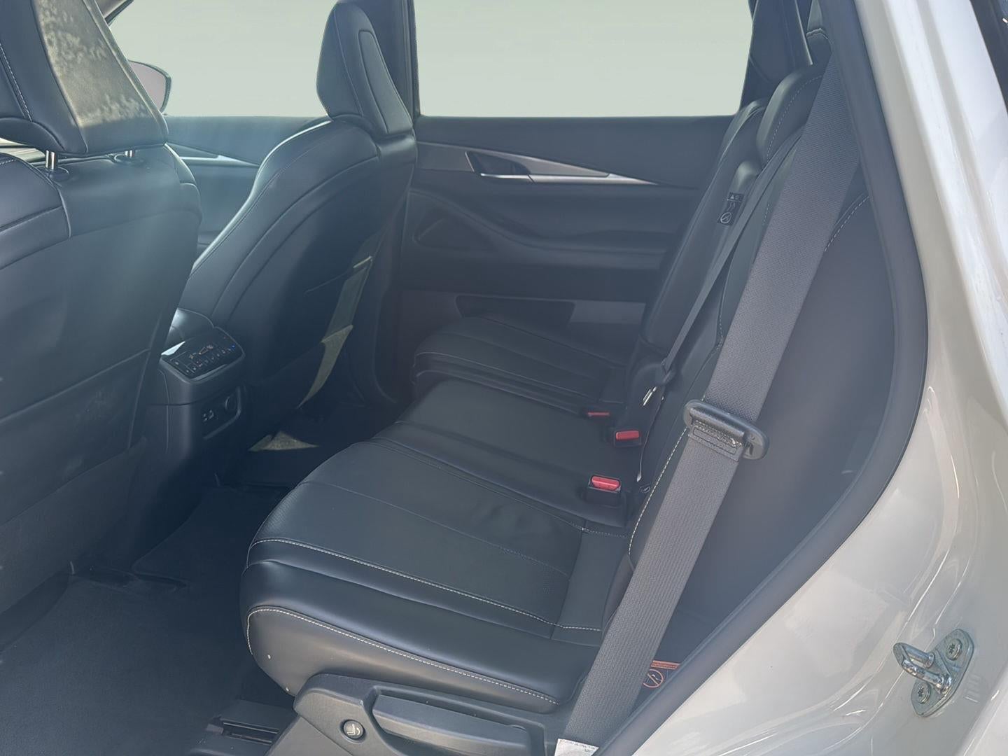 2024 INFINITI QX60 LUXE AWD