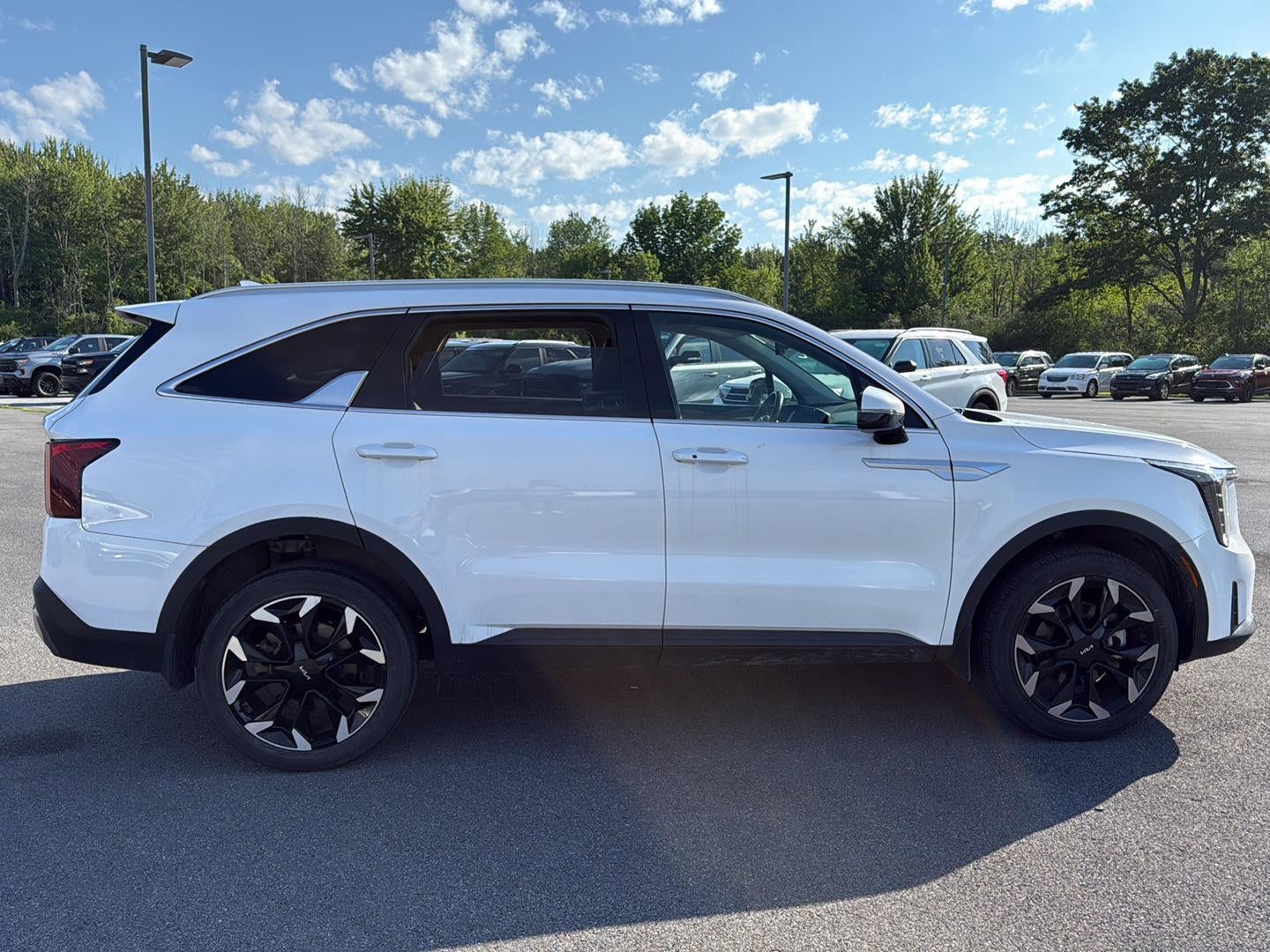 2025 Kia Sorento X-Line EX