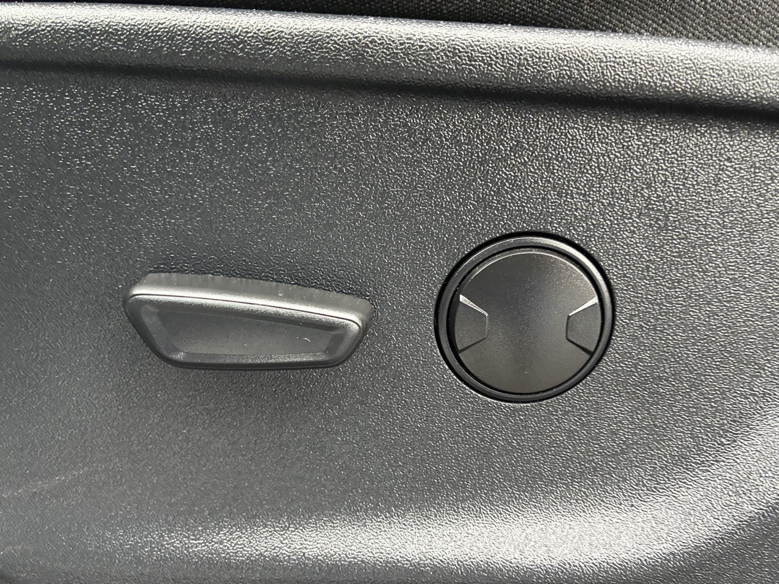 2024 Ford F-150 XLT - Photo 17