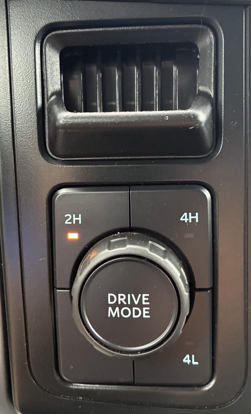 2024 Ford F-150 XLT - Photo 25