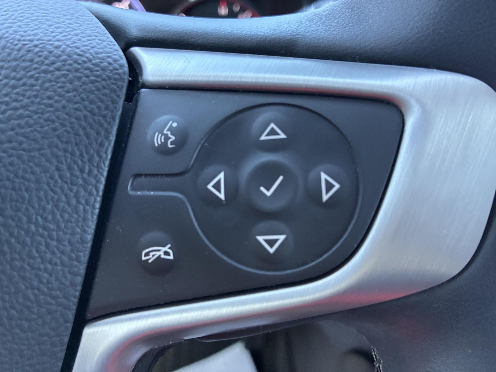 2023 GMC Acadia SLT - Photo 28