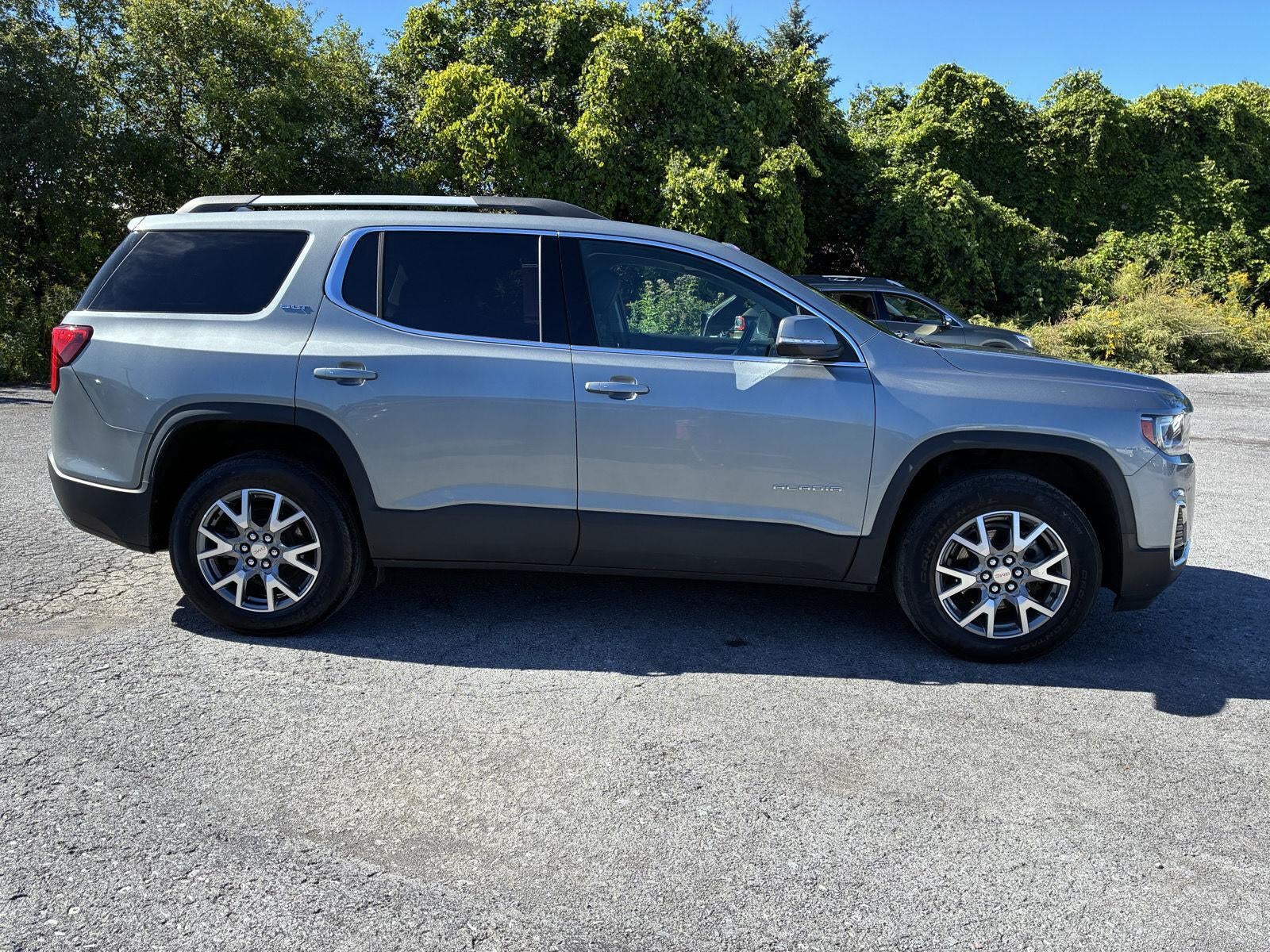 2023 GMC Acadia SLT - Photo 8