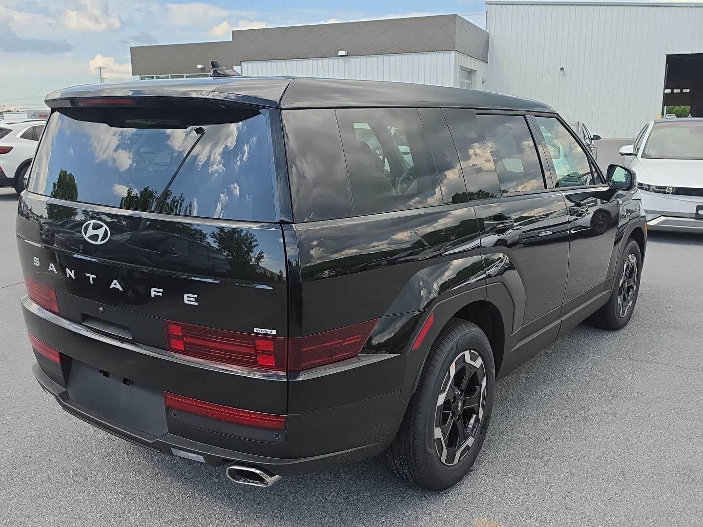 2026 Hyundai SANTA FE SE AWD